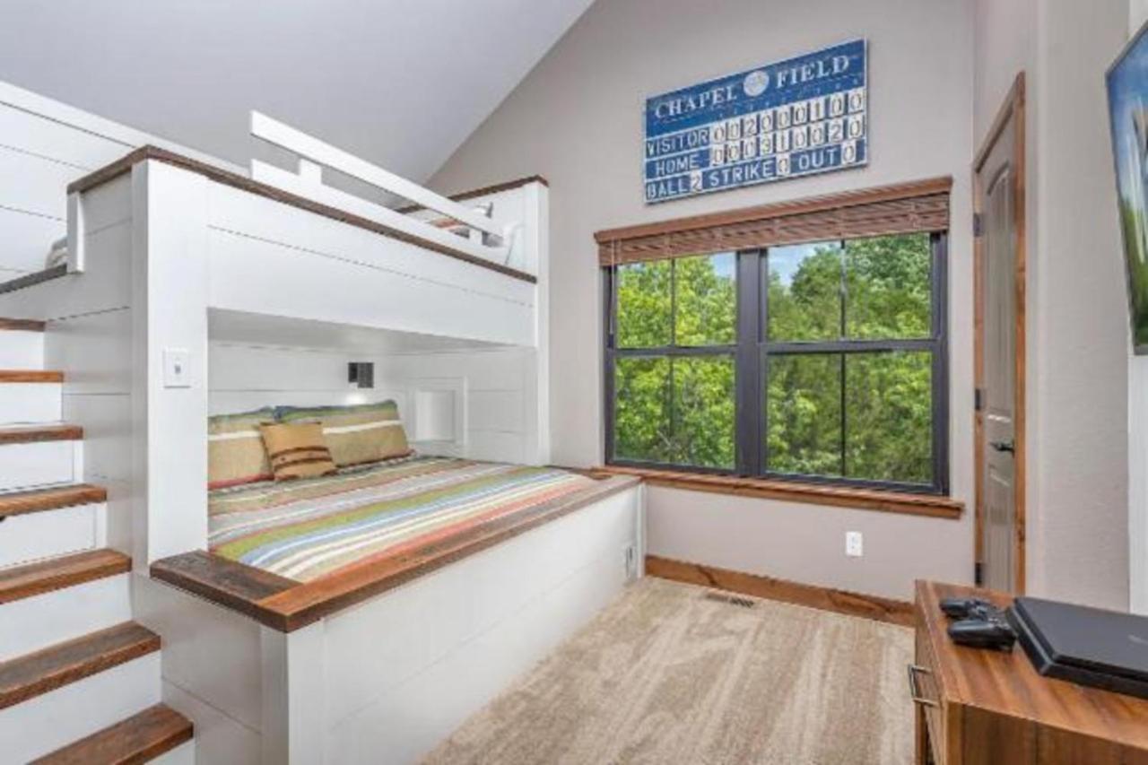 Premier Retreat With Hot Tub, Theater & Pool Table Villa Hollister Exterior foto