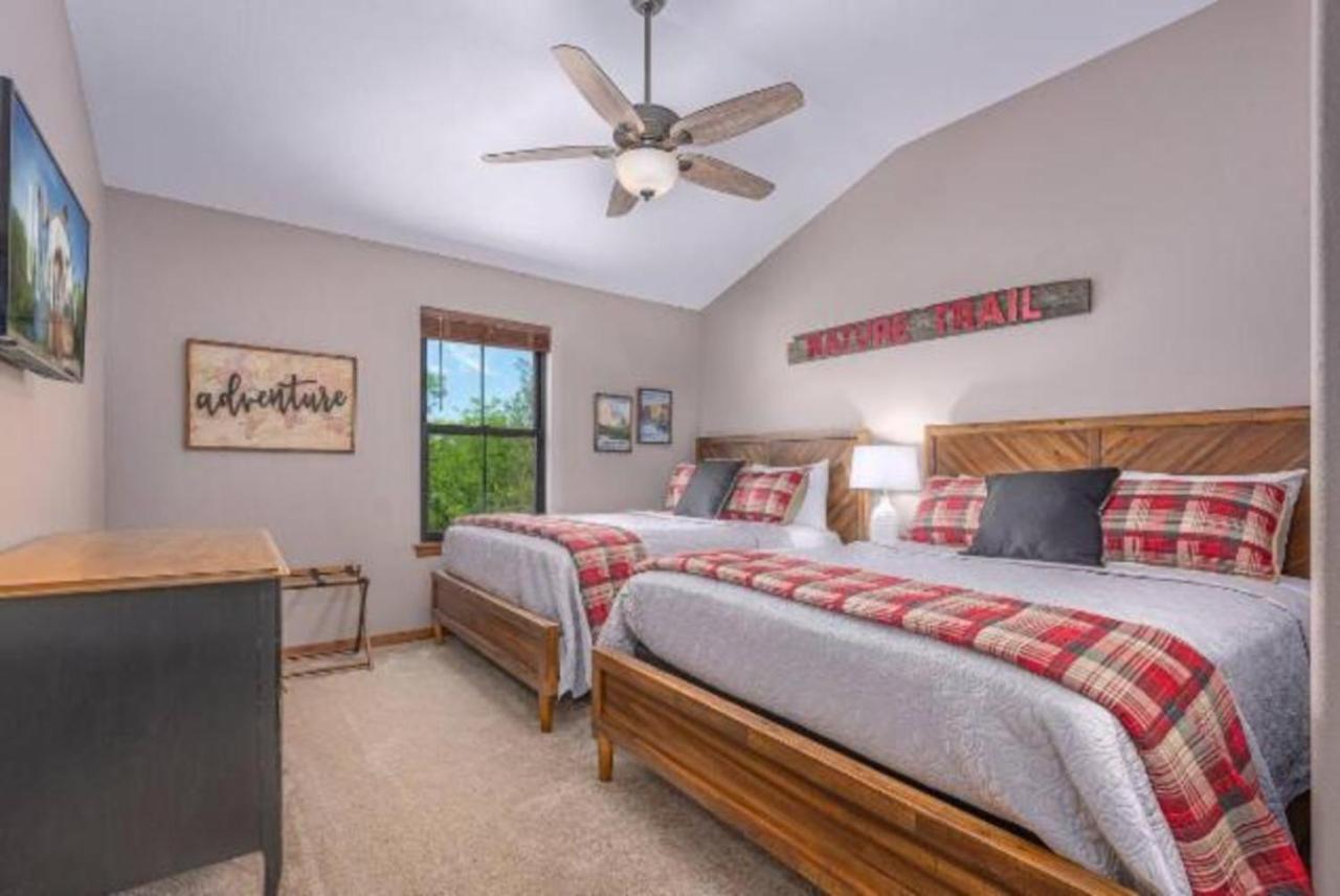 Premier Retreat With Hot Tub, Theater & Pool Table Villa Hollister Exterior foto