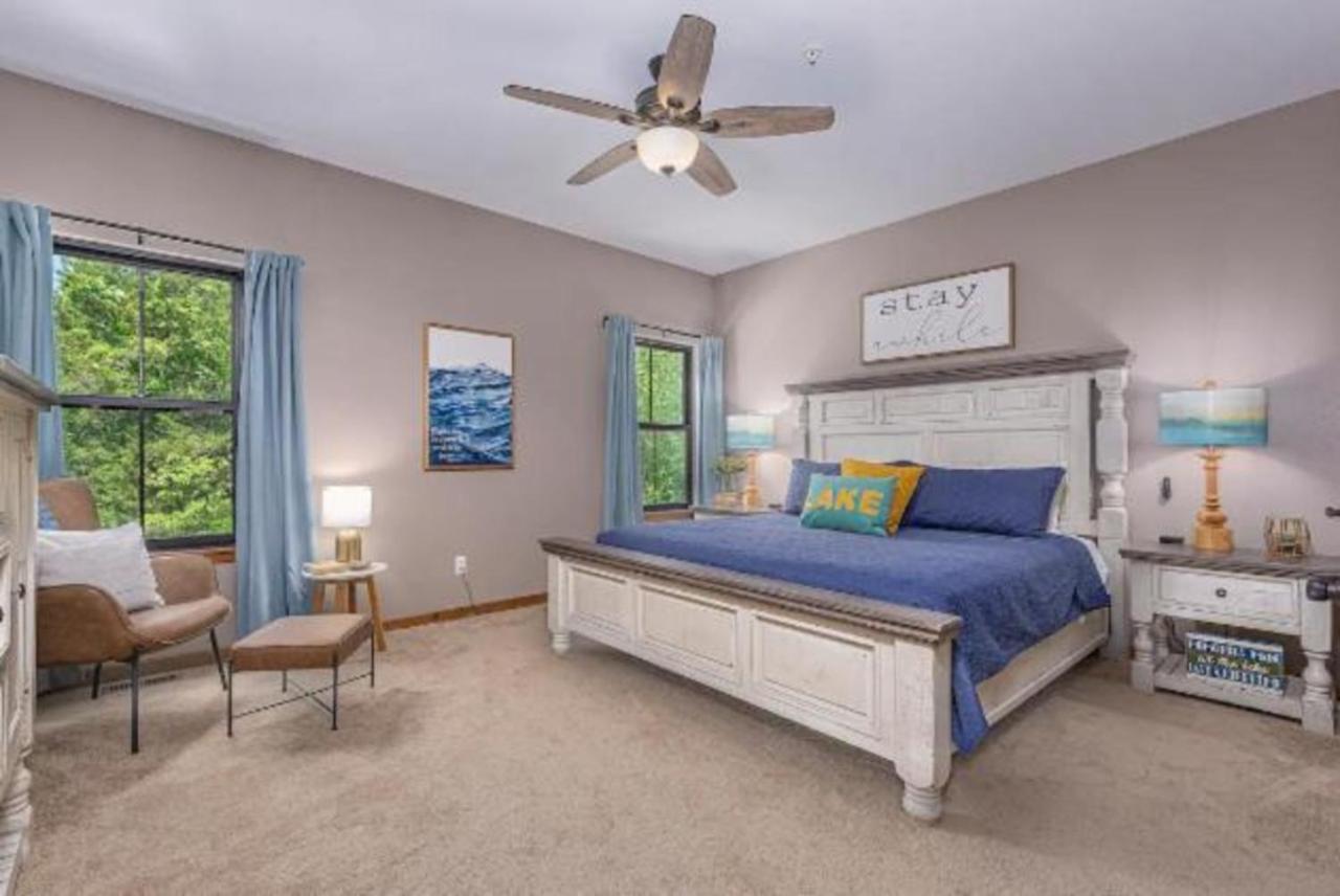 Premier Retreat With Hot Tub, Theater & Pool Table Villa Hollister Exterior foto